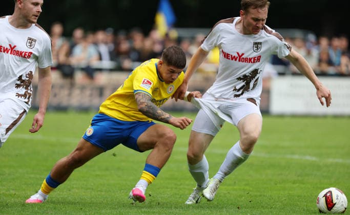FT Braunschweig vs. Eintracht BS, Testspiel Braunschweig, 05.07.2026, Fußball, Herren, Saison 2026 27, Freie Turnen Braunschweig vs Eintracht Braunschweig, Testspiel, Jovan Mijatovic (Eintracht Braunschweig) Niedersachsen Deutschland *** FT Braunschweig vs. Eintracht BS, Friendly Match in Braunschweig, July 5, 2026, Soccer, Men s, 2026–27 season, Freie Turnen Braunschweig vs. Eintracht Braunschweig, Friendly Match, Jovan Mijatovic, Eintracht Braunschweig, Lower Saxony, Germany