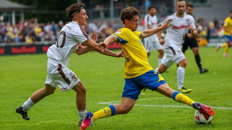 FT Braunschweig vs. Eintracht BS, Testspiel Braunschweig, 05.07.2026, Fußball, Herren, Saison 2026 27, Freie Turnen Braunschweig vs Eintracht Braunschweig, Testspiel, Sidney Raebiger (Eintracht Braunschweig) Niedersachsen Deutschland *** FT Braunschweig vs. Eintracht BS, Friendly Match in Braunschweig, July 5, 2026, Soccer, Men s, 2026–27 season, Freie Turnen Braunschweig vs. Eintracht Braunschweig, Friendly Match, Sidney Raebiger, Eintracht Braunschweig, Lower Saxony, Germany