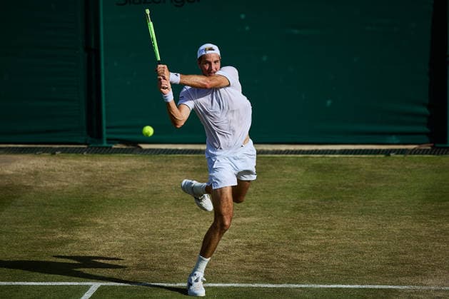 July 5, 2026, London, London, Great Britain: Jan-Lennard Struff of Germany returns with backhand during The Championships Wimbledon , 5.7.2026 in London (All England Lawn Tennis and Croquet Club), Great Britain Tennis 2026: Grand Slam: The Championships Wimbledon: 7th Day: 4th Round: STRUFF Vs HURKACZ  - ZUMAs343 20260705_zsp_s343_161 Copyright: xMathiasxSchulzx