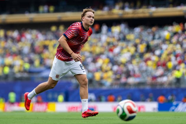260705 Andreas Schjelderup of Norway during warm up ahead of the FIFA World Cup, WM, Weltmeisterschaft, Fussball 2026 round of 16 football match between Brazil and Norway on July 5, 2026 in New Jersey. Photo: Vegard Grott BILDBYRAN kod VG VG0982 bbeng fotboll football soccer fotball vm fotbolls-vm fotball-vm fotbolls-vm 2026 fifa world cup 2026 new york 8-delsfinale round of 16 brasilien brazil brasil norge norway *** July 5, 2026: Andreas Schjelderup of Norway during warm-ups ahead of the FIFA World Cup 2026 Round of 16 soccer match between Brazil and Norway on July 5, 2026 in New Jersey. Photo by Vegard Grott, BILDBYRAN. Code: VG VG0982 bbeng soccer football fotball World Cup 2026 FIFA World Cup 2026 New York Round of 16 Brazil Brazil Brazil Norway Norway  Copyright: VEGARDxGRoTT BB260705VG017