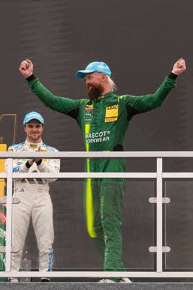 Nürnberg, Deutschland 03. - 05. Juli 2026: DTM - 2026 - Norisring - Rennen Im Bild: Nicki Thiim (DEN 7) bei der Siegerehrung *** Nuremberg, Germany, July 3–5, 2026, DTM 2026 Norisring Race. Pictured: Nicki Thiim (No. 7) at the podium ceremony Copyright: xFotostandx xStiebertx