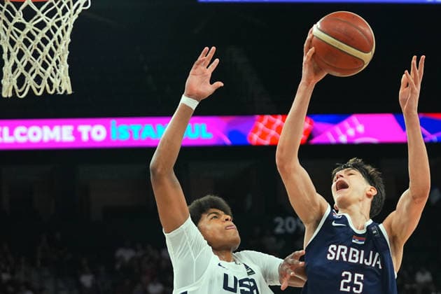 United States v Serbia - FIBA U17, U 17 Basketball World Cup ISTANBUL, TURKIYE - JULY 5: Joaquim Boumtje-Boumtje (13) of US in action against Nikola Kusturica (25) of Serbia during the FIBA Under-17 Basketball World Cup final game between US and Serbia at the Basketball Development Center in Istanbul, Turkiye, on July 5, 2026. Esra Bilgin Anadolu Istanbul Turkey. Editorial use only. Please get in touch for any other usage.  Copyright: x2026xAnadoluxEsraxBilginx