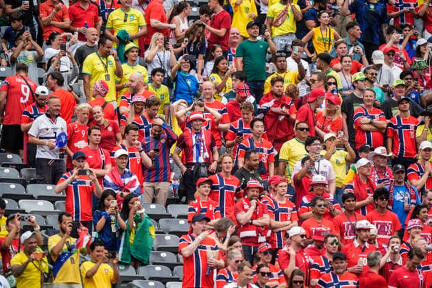 Fotball-VM 2026: Brasil - Norge East Rutherford, New Jersey , USA 20260705. Norske supportere for 8-delsfinalen mellom Brasil og Norge under fotball-VM 2026 pa New Jersey stadion. Foto: Terje Pedersen NTB East Rutherford, New Jersey USA EDITORIAL USE ONLY. RESTRICTED USE FOR BETTING COMPANIES Ref:_SPObgKRADzOOuc.jpg *** 2026 FIFA World Cup Brazil Norway East Rutherford, New Jersey, USA 20260705 Norwegian fans at the quarterfinal match between Brazil and Norway during the 2026 FIFA World Cup at New Jersey Stadium. Photo: Terje Pedersen, NTB. East Rutherford, New Jersey, USA. EDITORIAL USE ONLY. RESTRICTED USE FOR BETTING COMPANIES.  Copyright: xTerjexPedersenx xNTBx