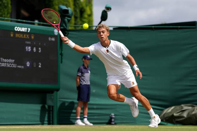 2026-07-05 The Championships - Wimbledon 2026 - Day Seven LONDON, UNITED KINGDOM - JULY 5: Jordan Lee of United States during Day Seven of the The Championships - Wimbledon 2026 at All England Lawn Tennis and Croquet Club on July 5, 2026 in London, England. (Photo by Marleen Fouchier BSR Agency) London United Kingdom Content not available for redistribution in The Netherlands directly or indirectly through any third parties. Copyright: xBSRxAgencyx