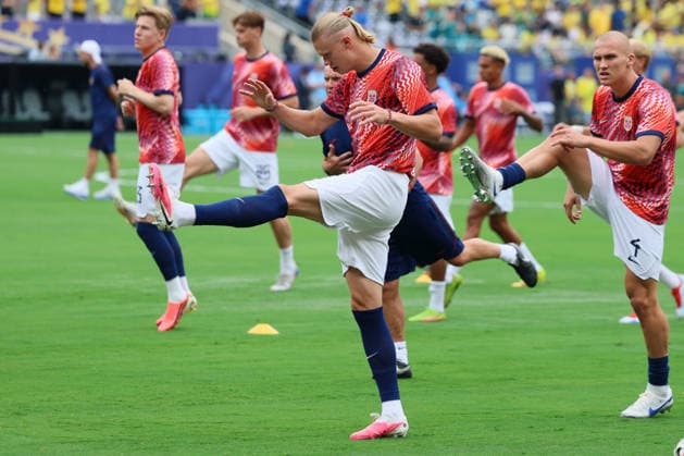 Brazil v Norway: Round of 16 - FIFA World Cup, WM, Weltmeisterschaft, Fussball 2026 Erling Haaland of Norway warms up before the FIFA World Cup 2026 Round Of 16 match between Brazil and Norway at New York New Jersey Stadium on July 5, 2026 in East Rutherford, New Jersey. East Rutherford New York New Jersey Stadium NJ United States Copyright: xAllstarxPicturexLibraryxLtdx