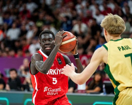 Australia v Turkiye - FIBA U17, U 17 Basketball World Cup 2026 Besir Briant of Turkey competes with Luke Paul of Australia during the FIBA U17 Basketball World Cup third place game between Turkey and Australia at BDC Main Venue on July 5, 2026, in Istanbul, Turkey. Istanbul Istanbul Turkey  Copyright: xYagizxGurtugx originalFilename:gurtug-trkiyeva260705_npmpI.jpg
