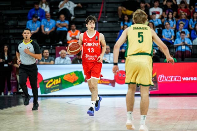 Australia v Turkiye - FIBA U17, U 17 Basketball World Cup 2026 Omer Yusuf Sik of Turkey is in action during the FIBA U17 Basketball World Cup third place game between Turkey and Australia at BDC Main Venue on July 5, 2026, in Istanbul, Turkey. Istanbul Istanbul Turkey  Copyright: xYagizxGurtugx originalFilename:gurtug-trkiyeva260705_npbWg.jpg