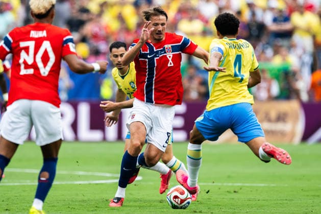260705 Sander Berge of Norway during the FIFA World Cup, WM, Weltmeisterschaft, Fussball 2026 round of 16 football match between Brazil and Norway on July 5, 2026 in New Jersey. Photo: Vegard Grott BILDBYRAN kod VG VG0982 bbeng fotboll football soccer fotball vm fotbolls-vm fotball-vm fotbolls-vm 2026 fifa world cup 2026 new york 8-delsfinale round of 16 brasilien brazil brasil norge norway *** July 5, 2026: Sander Berge of Norway during the FIFA World Cup 2026 Round of 16 soccer match between Brazil and Norway on July 5, 2026 in New Jersey. Photo by Vegard Grott. BILDBYRAN code VG VG0982 bbeng soccer football fotball World Cup soccer World Cup fotball World Cup soccer World Cup 2026 FIFA World Cup 2026 New York Round of 16 Brazil Brazil Norway  Copyright: VEGARDxGRoTT BB260705VG025