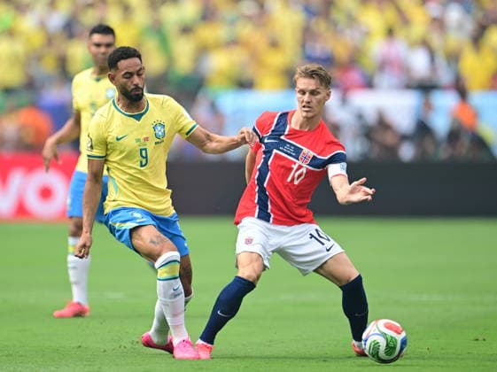 Brazil v Norway - FIFA World Cup, WM, Weltmeisterschaft, Fussball 2026 - Round of 16 NEW JERSEY, UNITED STATES - JULY 05: Matheus Cunha (9) of Brazil in action against Martin Odegaard (10) of Norway during FIFA World Cup 2026 Round of 16 match between Brazil and Norway at New Jersey Stadium (MetLife Stadium) in East Rutherford, New Jersey, USA, on July 05, 2026. Abdulhamid Hosbas Anadolu New Jersey United States. Editorial use only. Please get in touch for any other usage.  Copyright: x2026xAnadoluxAbdulhamidxHosbasx
