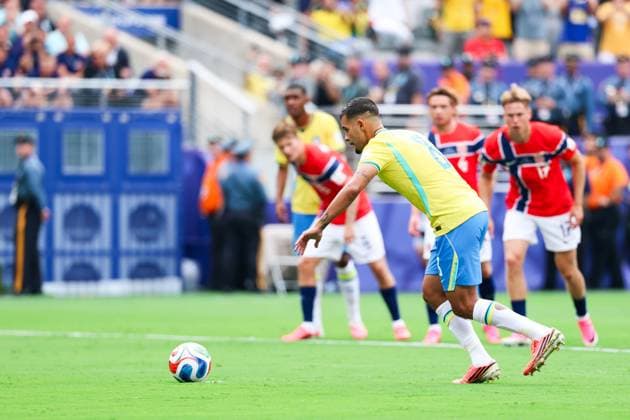 RECORD DATE NOT STATED FIFA World Cup, WM, Weltmeisterschaft, Fussball 2026 - Round of 16 - Brazil v Norway Bruno Guimaraes player of Brazil during the Round of 16 match between Brazil and Norway at the FIFA World Cup, at New York New Jersey Stadium, in East Rutherford, United States, on Sunday, July 05, 2026.(Foto: William Volcov Brazil Photo Press IMAGO) Sports East Rutherford NJ United States Copyright: xWILLIAMxVOLCOVx