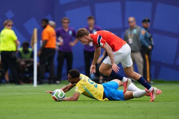 Martin Odegaard of Norway challenges Matheus Cunha of Brazil Brazil v Norway, 2026 FIFA World Cup, WM, Weltmeisterschaft, Fussball Round of 16, Football, New York New Jersey Stadium, East Rutherford, New Jersey, USA - 05 Jul 2026East Rutherford New York New Jersey Stadium New Jersey (NJ) United States of America  Copyright: xIsmaelxAdnan Shutterstockx 16975597aq