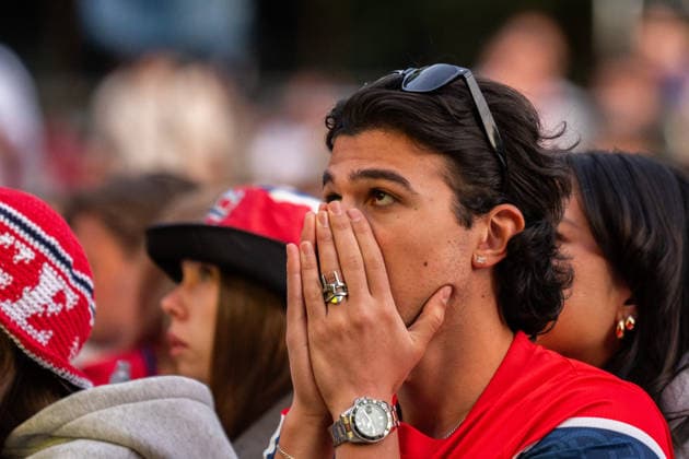 260705 Fans of Norway follows the FIFA World Cup, WM, Weltmeisterschaft, Fussball match between Brazil and Norway on a big screen on July 5, 2026 in Oslo. Photo: Marius Nordnes BILDBYRAN COP 185 MX0003 fotboll football soccer fotball fifa world cup 2026 brazil - norway fans in oslo bbeng publik dejected depp *** July 5, 2026: Fans in Norway watch the FIFA World Cup match between Brazil and Norway on a big screen on July 5, 2026 in Oslo. Photo by Marius Nordnes, BILDBYRAN COP 185 MX0003 soccer football fotball FIFA World Cup 2026 Brazil Norway fans in Oslo BBENG audience dejected depp  Copyright: MARIUSxNORDNES BB260705ZS031