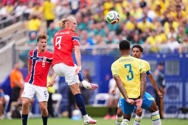 July 5, 2026, East Rutherford, New Jersey, United States: Erling Haaland of Norway kicks the ball during the FIFA World Cup, WM, Weltmeisterschaft, Fussball 2026 Round Of 16 match between Brazil and Norway at New York New Jersey Stadium on July 05, 2026 in East Rutherford, New Jersey. Brazil V Norway: Round Of 16 - FIFA World Cup 2026  - ZUMAa181 20260705_zaa_a181_038 Copyright: xJosexBretonx