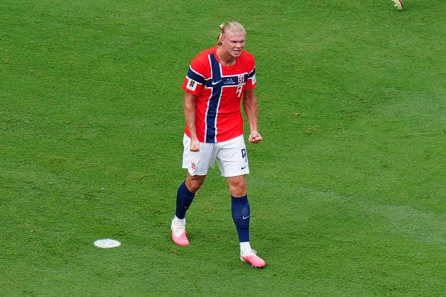 Brazil v Norway - FIFA World Cup, WM, Weltmeisterschaft, Fussball 2026 - Round of 16 NEW JERSEY, UNITED STATES - JULY 05: Erling Haaland (9) of Norway looks on during the FIFA World Cup 2026 Round of 16 match between Brazil and Norway at New Jersey Stadium (MetLife Stadium) in East Rutherford, New Jersey, USA, on July 05, 2026. Hakan Akgun Anadolu New Jersey United States. Editorial use only. Please get in touch for any other usage.  Copyright: x2026xAnadoluxHakanxAkgunx