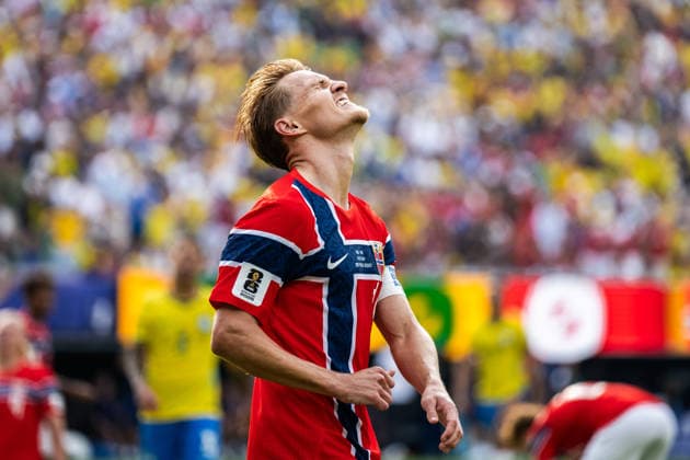 260705 Martin odegaard of Norway looks dejected during the FIFA World Cup, WM, Weltmeisterschaft, Fussball 2026 round of 16 football match between Brazil and Norway on July 5, 2026 in New Jersey. Photo: Jon Olav Nesvold BILDBYRAN COP 217 VG0982 bbeng fotboll football soccer fotball vm fotbolls-vm fotball-vm fotbolls-vm 2026 fifa world cup 2026 new york 8-delsfinale round of 16 brasilien brazil brasil norge norway dejected depp *** July 5, 2026: Martin Ødegaard of Norway looks dejected during the FIFA World Cup 2026 Round of 16 soccer match between Brazil and Norway on July 5, 2026 in New Jersey. Photo by Jon Olav Nesvold. BILDBYRAN COP 217 VG0982 bbeng soccer football fotball World Cup 2026 FIFA World Cup 2026 New York 8 round of 16 Brazil Norway dejected  Copyright: JONxOLAVxNESVOLD BB260705JE085