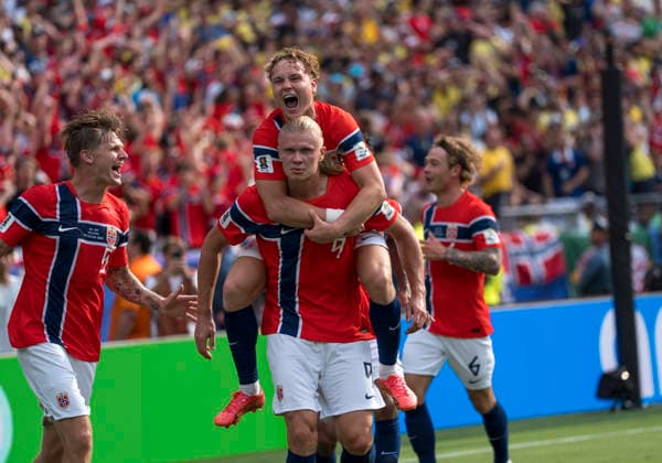 Jubel nach dem Tor zum 0-1 durch Erling Haaland (Norway, 9), jubelnd, bejubelt, jubelt, jubeln, emotionen, celebrate. Tor, Goal FIFA World Cup, WM, Weltmeisterschaft, Fussball 2026: Brazil v Norway 05 July 2026, FIFA World Cup 2026: Brazil v Norway (Round of 16) at New York New Jersey Stadium in East Rutherford, New Jersey, USA. *** Celebration after Erling Haaland s goal to make it 0–1, Norway, 9, celebrating, cheered, cheers, emotions, celebrating a goal, Goal, FIFA World Cup 2026 Brazil vs. Norway, July 5, 2026, FIFA World Cup 2026 Brazil vs. Norway Round of 16 at New York New Jersey Stadium in East Rutherford, New Jersey, USA Copyright: HMBxMedia xMarcoxBader