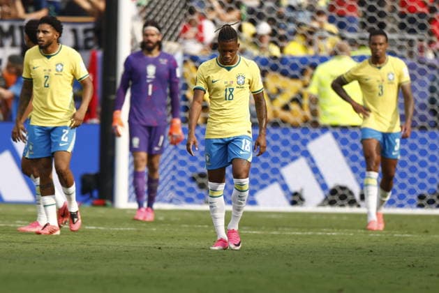 FIFA World Cup, WM, Weltmeisterschaft, Fussball 2026 - Round of 16 - Brazil vs Norway Danilo Santos of Brazil reacts after the team conceded a goal during the FIFA World Cup 2026 Round of 16 match Brazil against Norway, in New Jersey, USA, 05 July 2026. EAST RUTHERFORD United States  Copyright: xWILLxOLIVERx
