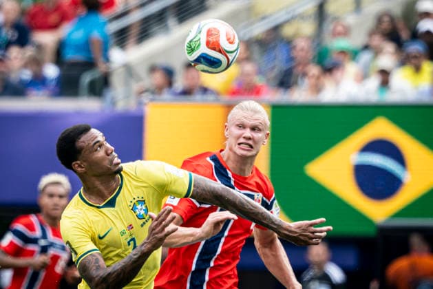 FOOTBALL : Brazil vs Norway FIFA World Cup, WM, Weltmeisterschaft, Fussball 2026. New York New Jersey Stadium (MetLife Stadium), East Rutherford, New Jersey, United States. 05 07 2026. Erling Haaland 9 (Norway) Gabriel Magalhaes 3 (Brazil) the FIFA World Cup 2026 Round of 16 match between Brazil and Norway at New York New Jersey Stadium (MetLife Stadium), East Rutherford, New Jersey, USA, on July 5, 2026.  Copyright: xx