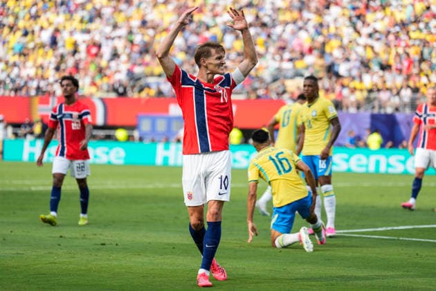 World Cup 2026: Brazil - Norway East Rutherford, New Jersey , USA 20260705. Norway s Martin odegaard during the round of 16 match between Brazil and Norway during the 2026 FIFA World Cup, WM, Weltmeisterschaft, Fussball at the New Jersey Stadium. Photo: Fredrik Varfjell NTB East Rutherford, New Jersey United States EDITORIAL USE ONLY. RESTRICTED USE FOR BETTING COMPANIES Ref:_SPO_f_CobEcP-U.jpg *** 2026 World Cup Brazil Norway East Rutherford, New Jersey, USA 20260705 Norway s Martin Odegaard during the Round of 16 match between Brazil and Norway at the 2026 FIFA World Cup at New Jersey Stadium. Photo: Fredrik Varfjell, NTB East Rutherford, New Jersey, United States. EDITORIAL USE ONLY. RESTRICTED USE FOR BETTING COMPANIES  Copyright: xFredrikxVarfjellx xNTBx
