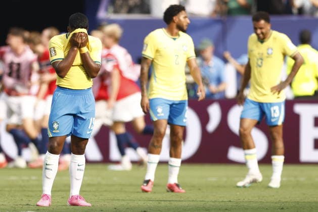 FIFA World Cup, WM, Weltmeisterschaft, Fussball 2026 - Round of 16 - Brazil vs Norway Endrick of Brazil reacts after the team conceded the second goal during the FIFA World Cup 2026 Round of 16 match Brazil against Norway, in New Jersey, USA, 05 July 2026. EAST RUTHERFORD United States  Copyright: xWILLxOLIVERx
