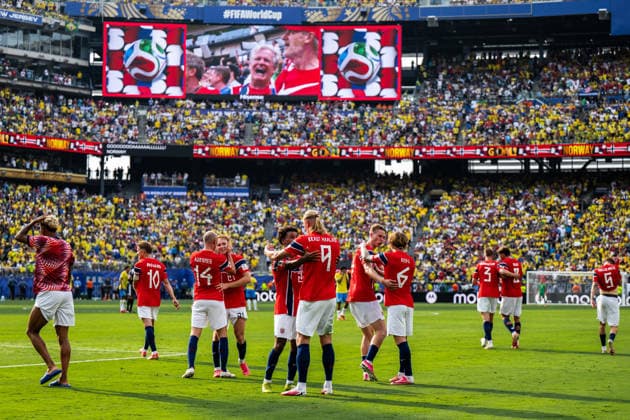 260705 Players of Norway celebrate after 0-2 during the FIFA World Cup, WM, Weltmeisterschaft, Fussball 2026 round of 16 football match between Brazil and Norway on July 5, 2026 in New Jersey. Photo: Jon Olav Nesvold BILDBYRAN COP 217 VG0982 bbeng fotboll football soccer fotball vm fotbolls-vm fotball-vm fotbolls-vm 2026 fifa world cup 2026 new york 8-delsfinale round of 16 brasilien brazil brasil norge norway celebration jubel *** July 5, 2026: Norwegian players celebrate after the score was 0–2 during the Round of 16 soccer match between Brazil and Norway at the 2026 FIFA World Cup on July 5, 2026 in New Jersey. Photo by Jon Olav Nesvold. BILDBYRAN COP 217 VG0982 bbeng soccer football fotball World Cup 2026 FIFA World Cup 2026 New York 8 round of 16 Brazil Norway celebration jubilation  Copyright: JONxOLAVxNESVOLD BB260705JE108