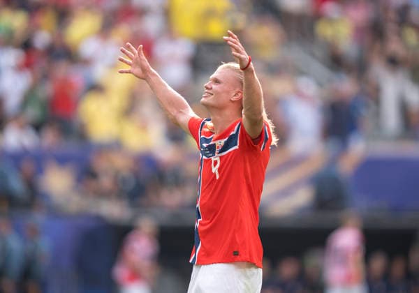 Jubel nach dem Tor zum 0-2 durch Erling Haaland (Norway, 9), jubelnd, bejubelt, jubelt, jubeln, emotionen, celebrate. Tor, Goal. FIFA World Cup, WM, Weltmeisterschaft, Fussball 2026: Brazil v Norway 05 July 2026, FIFA World Cup 2026: Brazil v Norway (Round of 16) at New York New Jersey Stadium in East Rutherford, New Jersey, USA. *** Celebration after Erling Haaland s goal to make it 0–2, Norway, 9, celebrating, cheered, cheers, emotions, celebrating a goal, Goal, FIFA World Cup 2026 Brazil vs. Norway, July 5, 2026, FIFA World Cup 2026 Brazil vs. Norway Round of 16 at New York–New Jersey Stadium in East Rutherford, New Jersey, USA Copyright: HMBxMedia xMarcoxBader