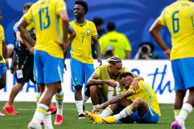 260705 Vinicius Junior and Neymar Jr of Brazil looks dejected after the FIFA World Cup, WM, Weltmeisterschaft, Fussball 2026 round of 16 football match between Brazil and Norway on July 5, 2026 in New Jersey. Photo: Jon Olav Nesvold BILDBYRAN COP 217 VG0982 bbeng fotboll football soccer fotball vm fotbolls-vm fotball-vm fotbolls-vm 2026 fifa world cup 2026 new york 8-delsfinale round of 16 brasilien brazil brasil norge norway dejected depp *** July 5, 2026: Vinicius Junior and Neymar Jr. of Brazil look dejected after the 2026 FIFA World Cup Round of 16 soccer match between Brazil and Norway on July 5, 2026 in New Jersey. Photo by Jon Olav Nesvold. BILDBYRAN COP 217 VG0982 bbeng soccer football fotball World Cup 2026 FIFA World Cup 2026 New York 8 round of 16 Brazil Norway dejected  Copyright: JONxOLAVxNESVOLD BB260705JE110