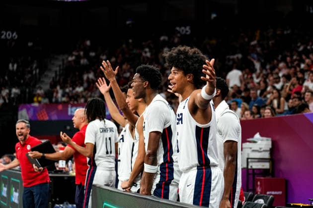 United States v Serbia: Final - FIBA U17, U 17 Basketball World Cup 2026 The USA bench during the FIBA U17 Basketball World Cup final match between the United States and Serbia at BDC Main Venue in Istanbul, Turkey, on July 5, 2026. Istanbul Istanbul Turkey  Copyright: xYagizxGurtugx originalFilename:gurtug-usavserb260705_npvZp.jpg