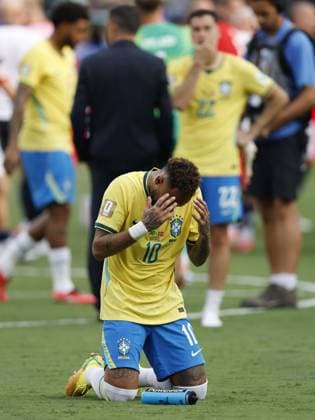 EAST RUTHERFORD, NEW JERSEY - Neymar Jr. of Brazil is saddened by the loss during the 2026 FIFA World Cup, WM, Weltmeisterschaft, Fussball Round of 16 match between Brazil and Norway at Metlife Stadium on July 5, 2026, in East Rutherford, New Jersey, United States. MAURICE VAN STEEN ANP FIFA World Cup 2026 - round of 16 2026 xVIxANPxSportx xMauricexvanxSteenxIVx 562900010 originalFilename: 562900010.jpg