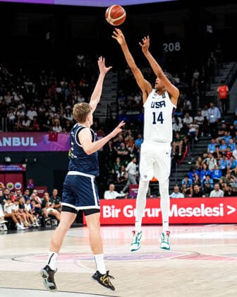 United States v Serbia: Final - FIBA U17, U 17 Basketball World Cup 2026 Clarence Rosser Jr of the United States is in action during the FIBA U17 Basketball World Cup final match between the United States and Serbia at BDC Main Venue on July 5, 2026, in Istanbul, Turkey. Istanbul Istanbul Turkey  Copyright: xYagizxGurtugx originalFilename:gurtug-usavserb260705_npdih.jpg