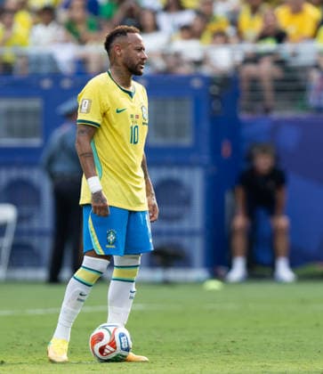 EAST RUTHERFORD, NEW JERSEY - JULY 5: Neymar of Brazil prepares to take a penalty during the FIFA World Cup, WM, Weltmeisterschaft, Fussball 2026 Round Of 16 match between Brazil and Norway at New York New Jersey Stadium on July 5, 2026 in East Rutherford, New Jersey.  Copyright: xMBxMediax