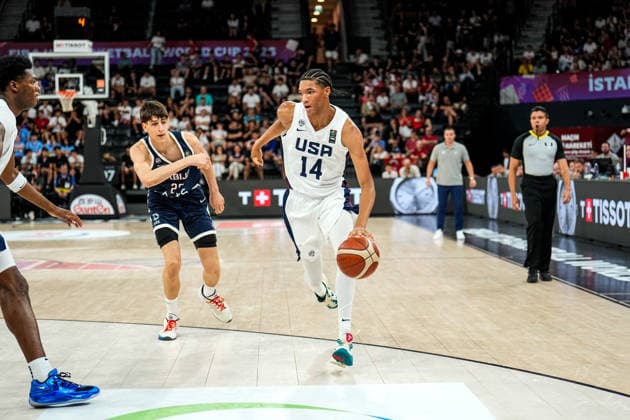 United States v Serbia: Final - FIBA U17, U 17 Basketball World Cup 2026 Clarence Rosser Jr of the United States is in action during the FIBA U17 Basketball World Cup final match between the United States and Serbia at BDC Main Venue on July 5, 2026, in Istanbul, Turkey. Istanbul Istanbul Turkey  Copyright: xYagizxGurtugx originalFilename:gurtug-usavserb260705_npnfc.jpg