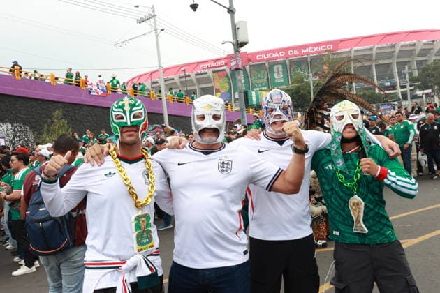 FIFA World Cup, WM, Weltmeisterschaft, Fussball 2026 - Round of 16 - Mexico vs. England Fans in Mexico gather outside Azteca Stadium ahead of a Round of 16 match in the 2026 FIFA World Cup between Mexico and England in Mexico City, Mexico, 05 July 2026. MEXICO CITY Mexico  Copyright: xMARIOxGUZMANx