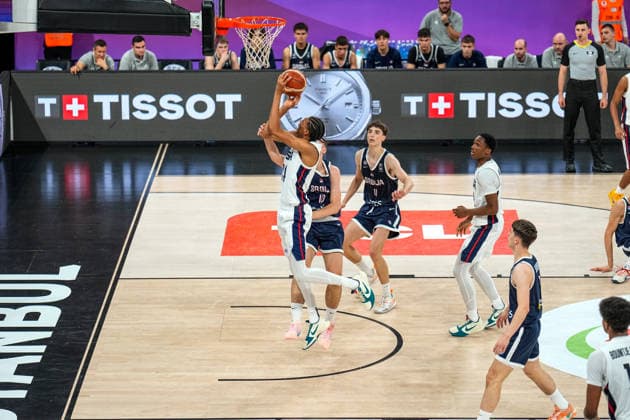 United States v Serbia: Final - FIBA U17, U 17 Basketball World Cup 2026 Clarence Rosser Jr of the United States is in action during the FIBA U17 Basketball World Cup final match between the United States and Serbia at BDC Main Venue on July 5, 2026, in Istanbul, Turkey. Istanbul Istanbul Turkey  Copyright: xYagizxGurtugx originalFilename:gurtug-usavserb260705_np9YK.jpg