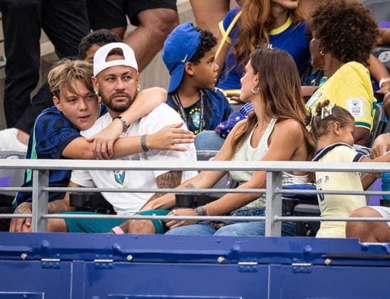 Neymar of Brazil is seen with his son Davi Lucca in the stand after the FIFA Men’s World Cup 2026 Round of 16 football match between Brazil and Norway at New York New Jersey Stadium, in East Rutherford on July 5th 2026 (Photo by Ricardo Nogueira SPP)  Copyright: xRicardoxNogueira SPPx Sportspressphoto_SPR185564