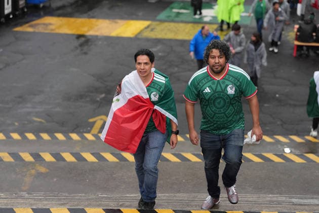 Mexico v England Round of 16 FIFA World Cup, WM, Weltmeisterschaft, Fussball 2026 Fans of Mexico attend the Mexico City Stadium to support their national team, Nationalteam during the FIFA World Cup 2026 round of 16 match between Mexico and England. on July 5, 2026 in Mexico City, Mexico. (Photo by Ian Robles Eyepix Group) Copyright: xIanxRobles xEyepixxGroupx EL_05072026_191115JPEG