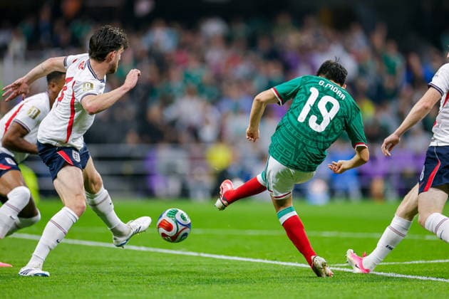 FIFA World Cup, WM, Weltmeisterschaft, Fussball 2026 MEXICO VS ENGLAND FIFA WORLD CUP 2026 MEXICO VS ENGLAND MEXICO VS ENGLAND 05072026 MEXICO CITY, MEXICO. Action photo of Gilberto Mora (19) of Mexico, during game of the FIFA World Cup 2026 held at the Estadio Ciudad de Mexico of Mexico City. Foto de accion de Gilberto Mora (19) de Mexico, durante juego de Copa del Mundo 2026 de la FIFA en el Estadio Ciudad de MÃ xico de la Ciudad de Mexico. PHOTO BY IMAGENSHOP AGENCIA FOTOGRAFICA MEXICO CITY MEXICO CITY MEXICO *** FIFA WORLD CUP 2026 MEXICO VS ENGLAND FIFA WORLD CUP 2026 MEXICO VS ENGLAND MEXICO VS ENGLAND 07 05 2026 MEXICO CITY, MEXICO Action photo of Gilberto Mora (No. 19) of Mexico during a match of the 2026 FIFA World Cup held at the Estadio Ciudad de México in Mexico City Action photo of Gilberto Mora (No. 19) of Mexico, during a 2026 FIFA World Cup match at the Estadio Ciudad de México in Mexico City PHOTO BY IMAGENSHOP PHOTO AGENCY MEXICO CITY MEXICO CITY MEXICO Copyright: xIMAGENSHOPxAGENCIAxFOTOGRAFICAx