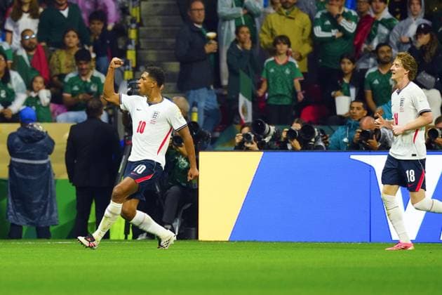 Jude Bellingham of England celebrates scoring the opening goal Mexico v England, 2026 FIFA World Cup, WM, Weltmeisterschaft, Fussball Round of 16, Football, Azteca Stadium, Mexico City, Mexico - 05 Jul 2026Mexico City Azteca Stadium Mexico  Copyright: xJavierxGarcia Shutterstockx 16975483bo