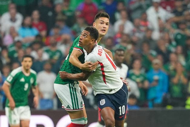 Mexico v England - FIFA World Cup, WM, Weltmeisterschaft, Fussball 2026 - Round of 16 MEXICO CITY, MEXICO - JULY 05: Jude Bellingham (10) of England in action during the FIFA World Cup 2026 Round of 16 match between Mexico and England at Mexico Stadium (Estadio Azteca) in Mexico City, Mexico on July 05, 2026. Juancho Torres Anadolu Mexico City Mexico. Editorial use only. Please get in touch for any other usage.  Copyright: x2026xAnadoluxJuanchoxTorresx