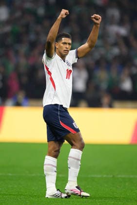 05 July 2026 - Mexico v England - Azteca Stadium- Mexico City - R16 - 2026 World Cup - USA. 05 July 2026 - Mexico v England - Azteca Stadium- Mexico City - R16 - 2026 World Cup - USA. Jude Bellingham celebrates his first goal. Picture : Mark Pain MEXICO CITY MEXICO  Copyright: xMarkxPainx
