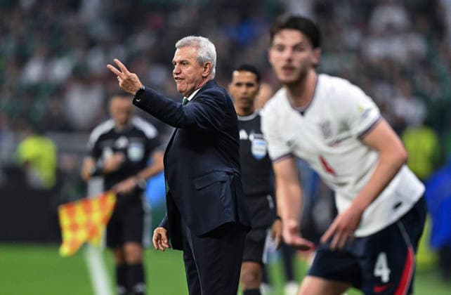 (260706) -- MEXICO CITY, July 6, 2026 -- Javier Aguirre, head coach of Mexico, reacts during the round of 16 match between Mexico and England at the 2026 FIFA World Cup, WM, Weltmeisterschaft, Fussball at the Mexico City Stadium, Mexico, July 5, 2026. ) (SP)MEXICO-MEXICO CITY-FOOTBALL-FIFA WORLD CUP-ROUND OF 16-MEX VS ENG WuxWei 