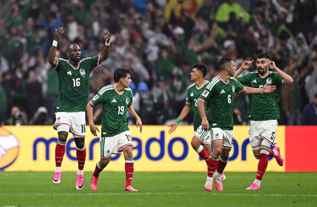 (260706) -- MEXICO CITY, July 6, 2026 -- Players of Mexico celebrate scoring during the round of 16 match between Mexico and England at the 2026 FIFA World Cup, WM, Weltmeisterschaft, Fussball at the Mexico City Stadium, Mexico, July 5, 2026. ) (SP)MEXICO-MEXICO CITY-FOOTBALL-FIFA WORLD CUP-ROUND OF 16-MEX VS ENG WuxWei 