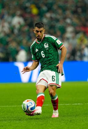 Mexico v England - FIFA World Cup, WM, Weltmeisterschaft, Fussball 2026 - Round of 16 MEXICO CITY, MEXICO - JULY 05: Erik Lira (6) of Mexico in action during the FIFA World Cup 2026 Round of 16 match between Mexico and England at Mexico Stadium (Estadio Azteca) in Mexico City, Mexico on July 05, 2026. Juancho Torres Anadolu Mexico City Mexico. Editorial use only. Please get in touch for any other usage.  Copyright: x2026xAnadoluxJuanchoxTorresx