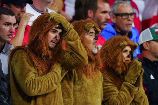 England fans dressed as lions Mexico v England, 2026 FIFA World Cup, WM, Weltmeisterschaft, Fussball Round of 16, Football, Azteca Stadium, Mexico City, Mexico - 05 Jul 2026Mexico City Azteca Stadium Mexico  Copyright: xJavierxGarcia Shutterstockx 16975483dq