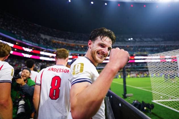Declan Rice of England celebrates at full time Mexico v England, 2026 FIFA World Cup, WM, Weltmeisterschaft, Fussball Round of 16, Football, Azteca Stadium, Mexico City, Mexico - 05 Jul 2026Mexico City Azteca Stadium Mexico  Copyright: xJavierxGarcia Shutterstockx 16975483el