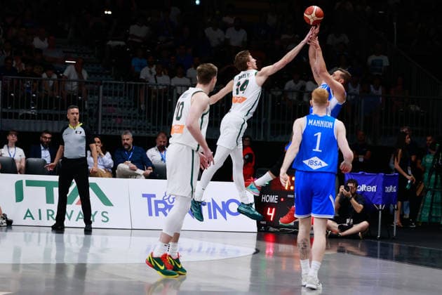 IPA86424166 - 07 Stefano Tonut (1993, 194, Guard, EA7 Emporio Armani Milano) FIBA Basketball World Cup 2027 European Qualifiers Italy vs. Lithuania, Bologna, July 5, 2026, 14 Matas Buzelis (2004, 208, Forward, Chicago Bulls – NBA, Basketball Herren, USA FIBA Basketball World Cup 2027 European Qualifiers Italy vs. Lithuania, Bologna, July 5, 2026, during the FIBA World Cup 2027 European Qualifiers—Italy vs. Lithuania, FIBA World Cup in Bologna, Italy, July 5, 2026  Copyright: xValentinoxOrsini IPAxSportx xx 86424166