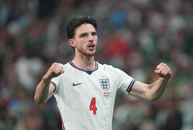 Declan Rice (England) celebrate during Mexico and England, Round of 16 FIFA World Cup, WM, Weltmeisterschaft, Fussball 2026, Azteca Stadium, Mexico, Mexico on July 5, 2026. Thor Wegner DeFodi Images. (Photo by DeFodi Images) - *** Declan Rice of England celebrates during the Round of 16 match between Mexico and England at the 2026 FIFA World Cup at Azteca Stadium in Mexico City, Mexico, on July 5, 2026. Photo by DeFodi Images (Thor Wegner)