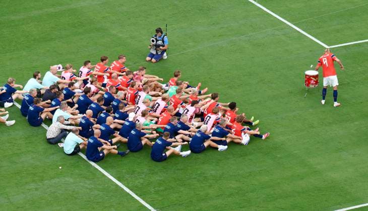 EAST RUTHERFORD, NEW JERSEY - JULY 05: Players of Norway celebrate victory after the FIFA World Cup, WM, Weltmeisterschaft, Fussball 2026 Round of 16 match between Brazil and Norway at New York New Jersey Stadium on July 5, 2026 in East Rutherford, New Jersey.  Copyright: xVCGx 111652539693
