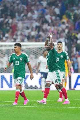Julian Quinones of Mexico celebrates after scoring the team s first goal during the FIFA Men’s World Cup 2026 round of 16 football match between Mexico and England at Mexico City Stadium, in Mexico City on July 5th 2026 (Photo by Alexandra Fechete SPP)  Copyright: xAlexandraxFechete SPPx Sportspressphoto_SPR185814
