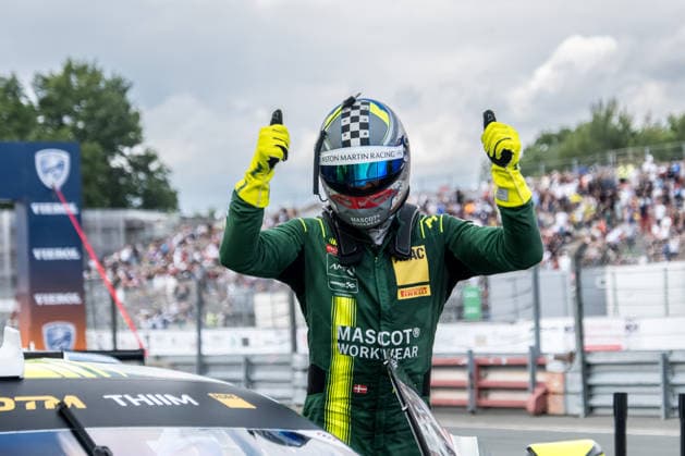 05.07.2026, GER, Motorsport, ADAC DTM, Saison 2026, Norisring Rennsieger Nicki Thiim ( Dänemark, Comtoyou Racing, Aston Martin Vantage GT3, 007 ) jubelt im Parc Ferme über den Sieg beim Sonntagsrennen der DTM *** July 5, 2026, GER, Motorsports, ADAC DTM, 2026 Season, Norisring Race Winner Nicki Thiim (Denmark), Comtoyou Racing, Aston Martin Vantage GT3, 007 celebrates his victory in Sunday’s DTM race in the Parc Ferme nordphotoxGmbHx xKnab NP_0100